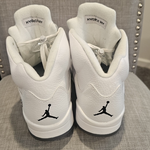 Air Jordan Men's 5 Retro 2015 White Metallic Size Size -- 10 - Picture 2 of 10